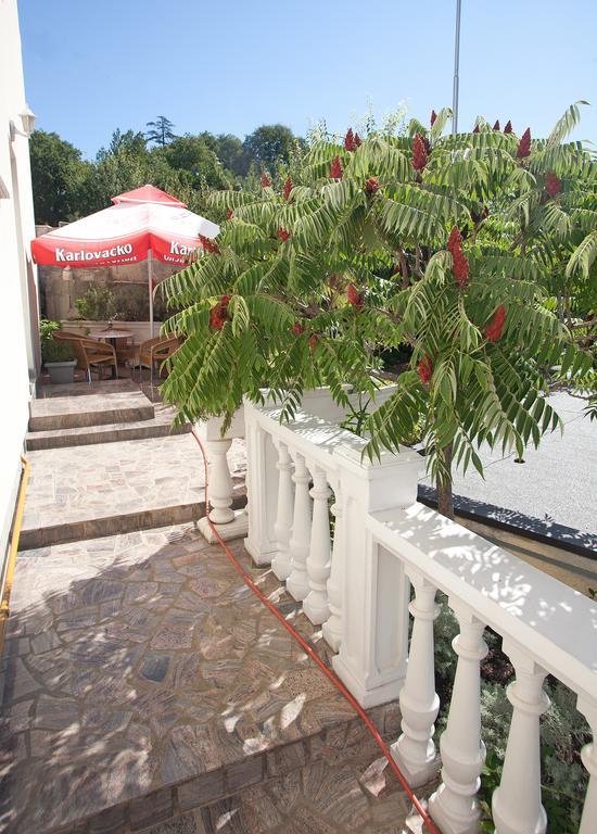 Guesthouse Villa Adria มาลินสกา ภายนอก รูปภาพ