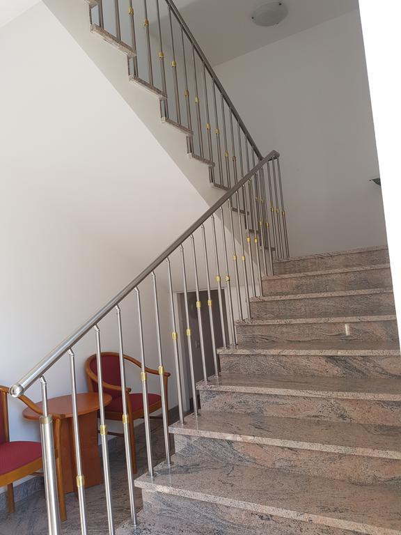 Guesthouse Villa Adria มาลินสกา ภายนอก รูปภาพ