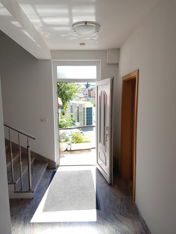 Guesthouse Villa Adria มาลินสกา ภายนอก รูปภาพ