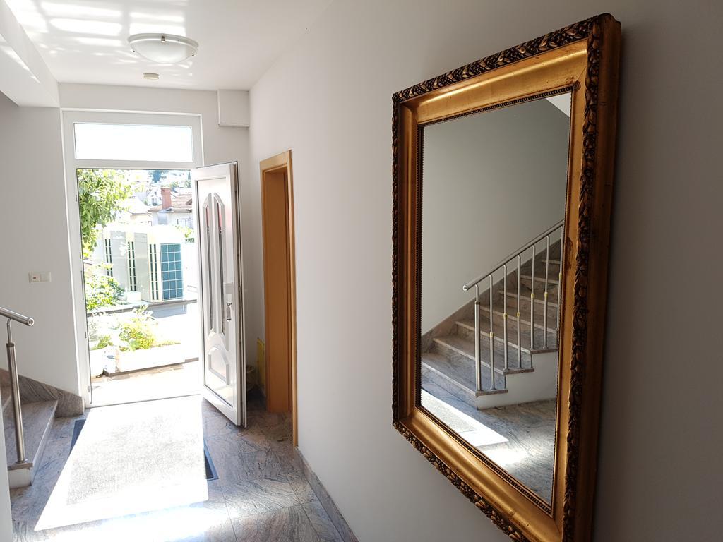 Guesthouse Villa Adria มาลินสกา ภายนอก รูปภาพ